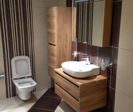 banyo dolabı,masif banyo dolabı, ahşap banyo dolabı