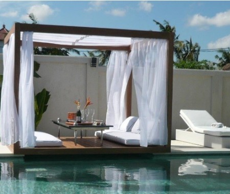 otel,havuz,bahçe,beach,deniz,