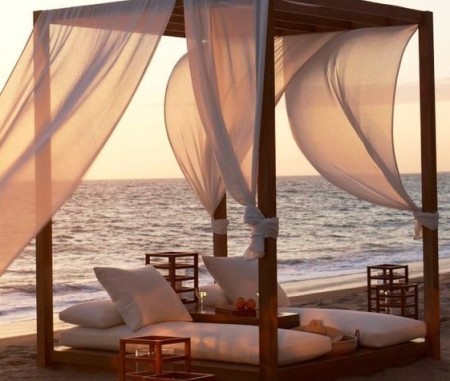 otel,havuz,bahçe,beach,deniz,